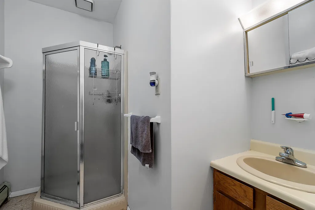 59 Nagle Street Nashua NH 03060