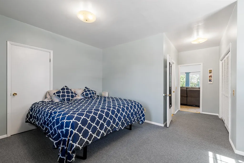 59 Nagle Street Nashua NH 03060