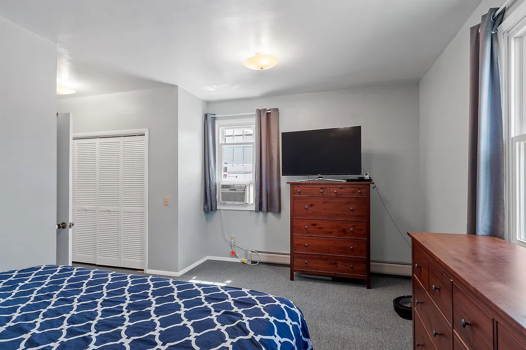 59 Nagle Street Nashua NH 03060