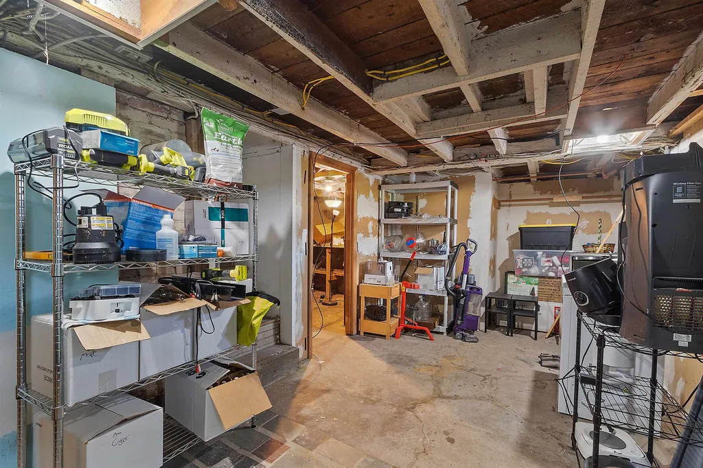 59 Nagle Street Nashua NH 03060
