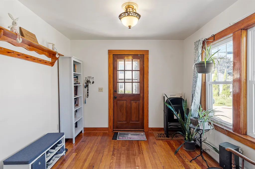 59 Nagle Street Nashua NH 03060