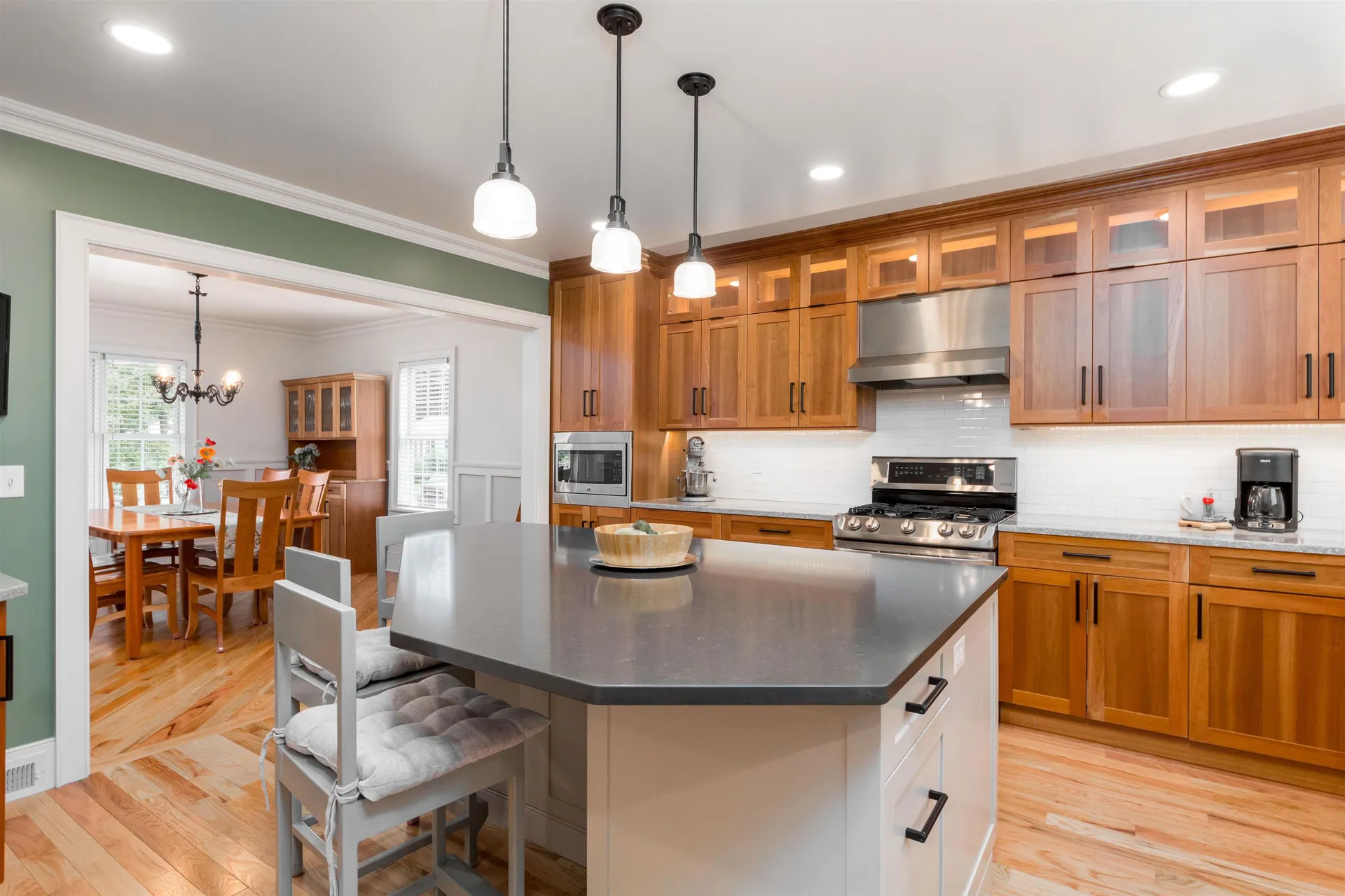 23 Cayuga Court Burlington VT 05408