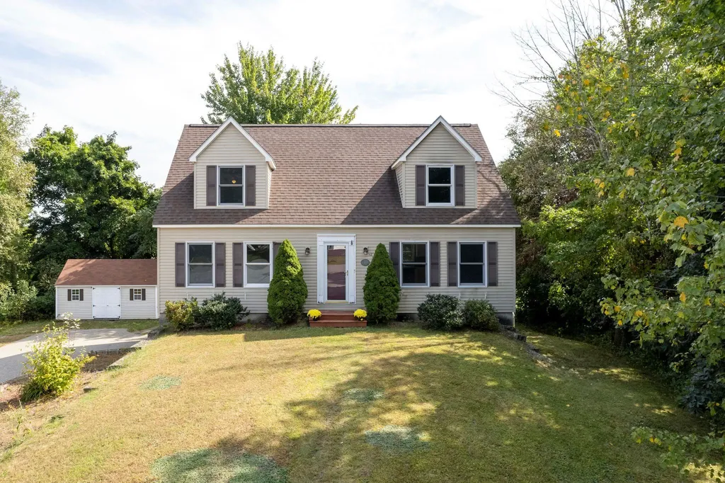 42 Bell Hill Drive Laconia NH 03246