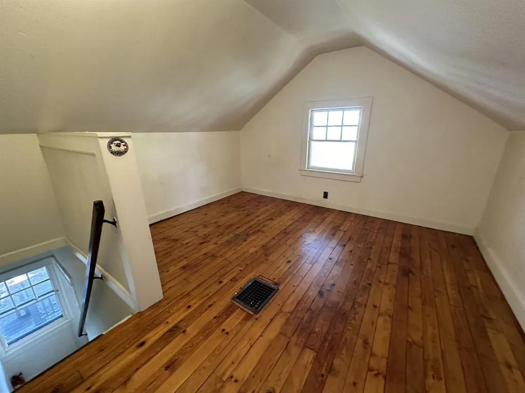 20 Poplar Street Burlington VT 05401