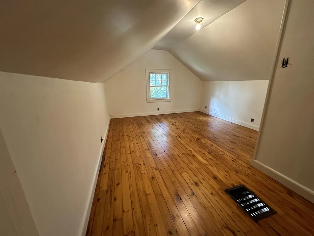 20 Poplar Street Burlington VT 05401
