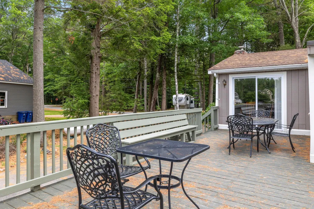 12 Nancy Drive Belmont NH 03220