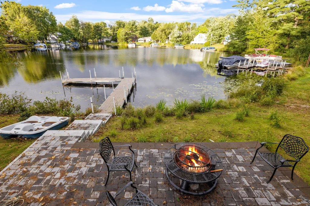 12 Nancy Drive Belmont NH 03220