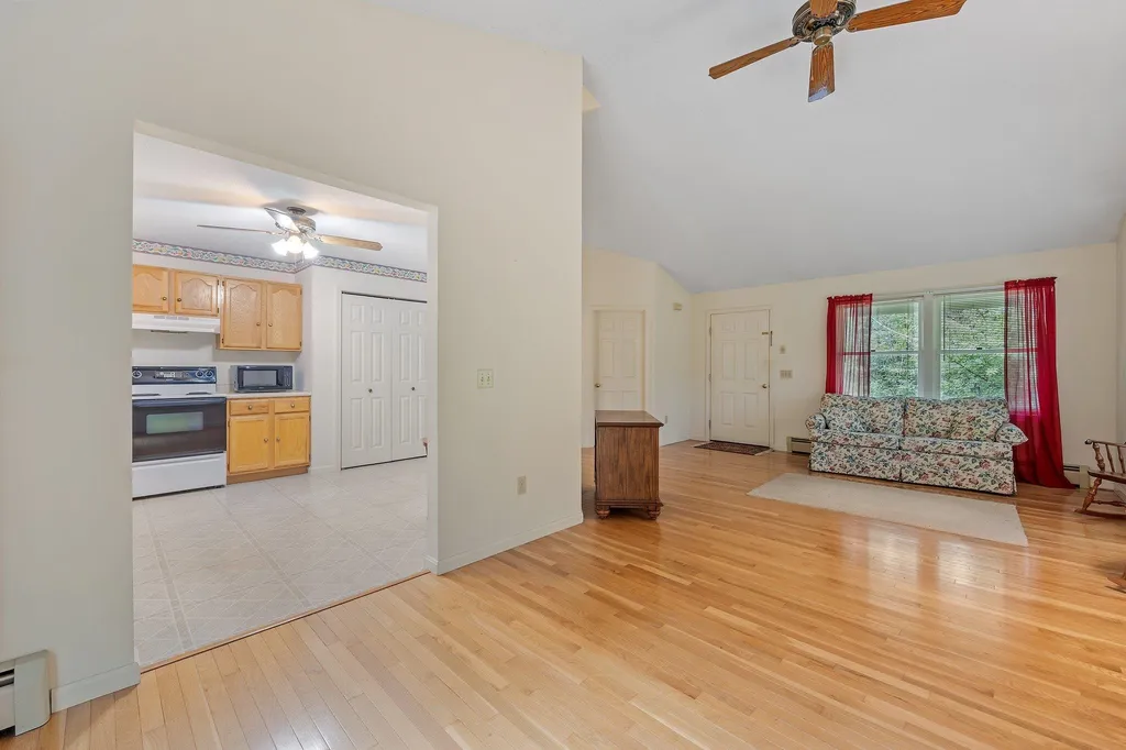 246 Church Road Pembroke NH 03275