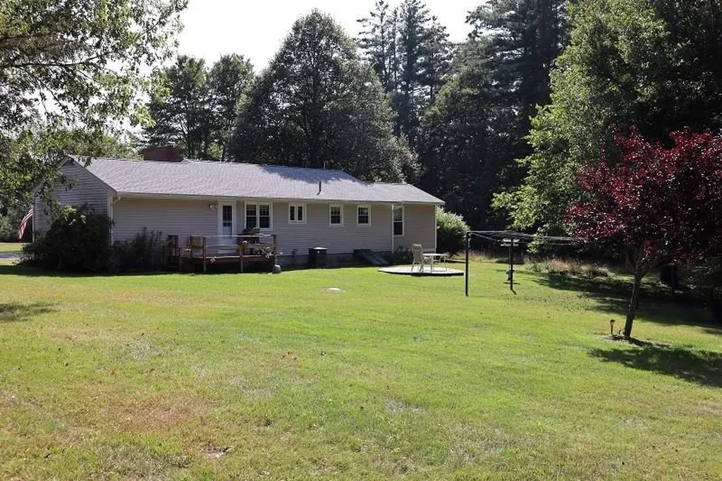 321 Packers Falls Road Durham NH 03824