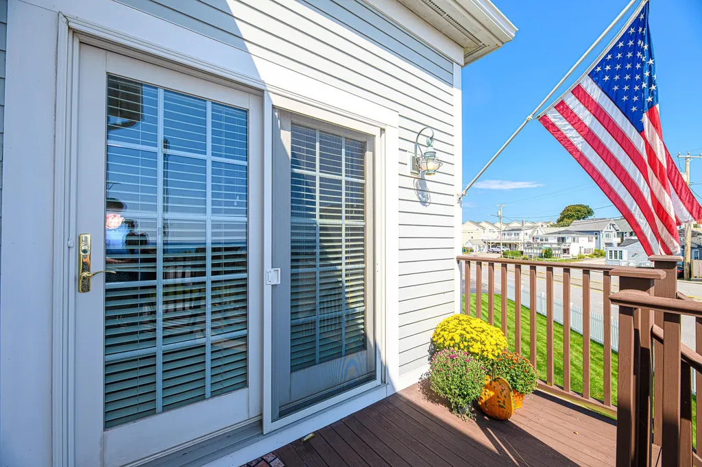 503 Ocean Boulevard Hampton NH 03842
