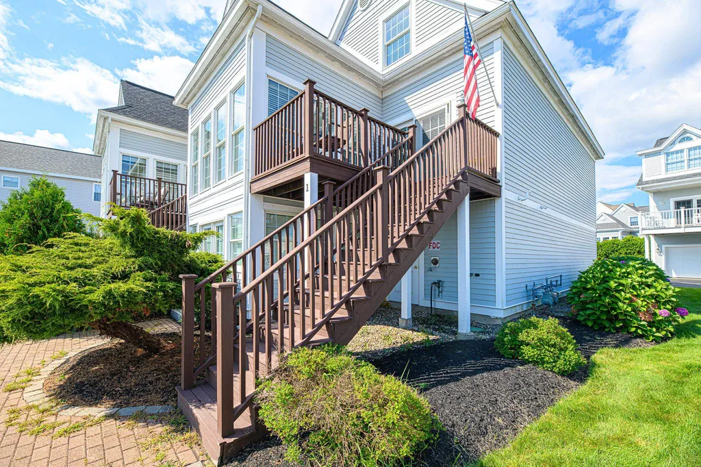 503 Ocean Boulevard Hampton NH 03842