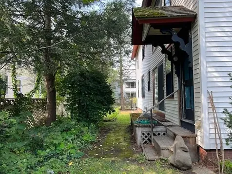 43 Williston Street Brattleboro VT 05301