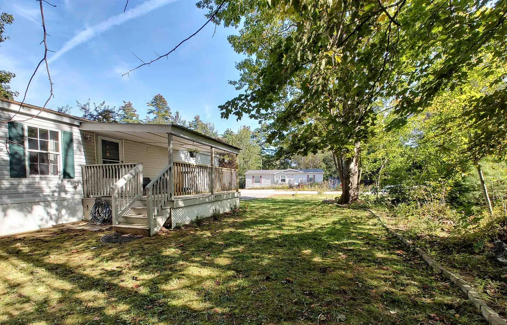 64 Sycamore Boulevard Farmington NH 03835