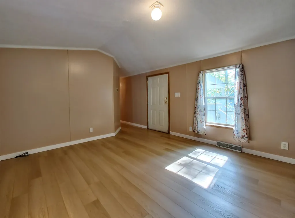 64 Sycamore Boulevard Farmington NH 03835