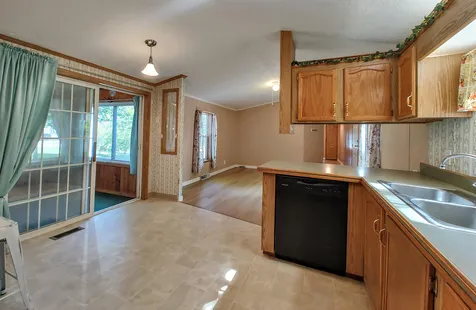 64 Sycamore Boulevard Farmington NH 03835