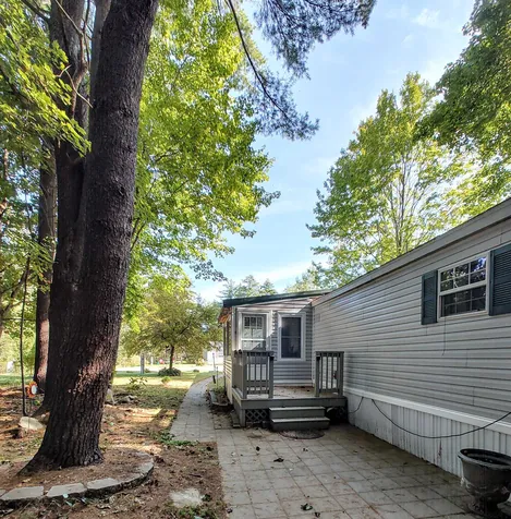 64 Sycamore Boulevard Farmington NH 03835