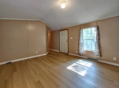 64 Sycamore Boulevard Farmington NH 03835