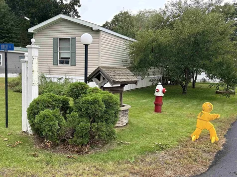 13 Birch Court Seabrook NH 03874