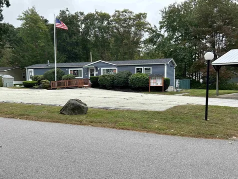 13 Birch Court Seabrook NH 03874