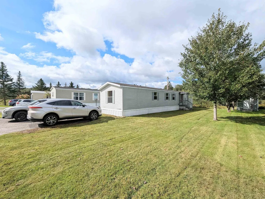 11 Toney Trailer Park Littleton NH 03561