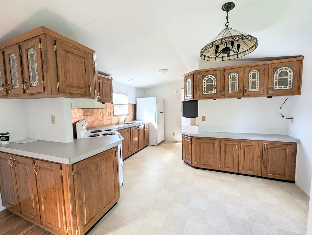 11 Toney Trailer Park Littleton NH 03561