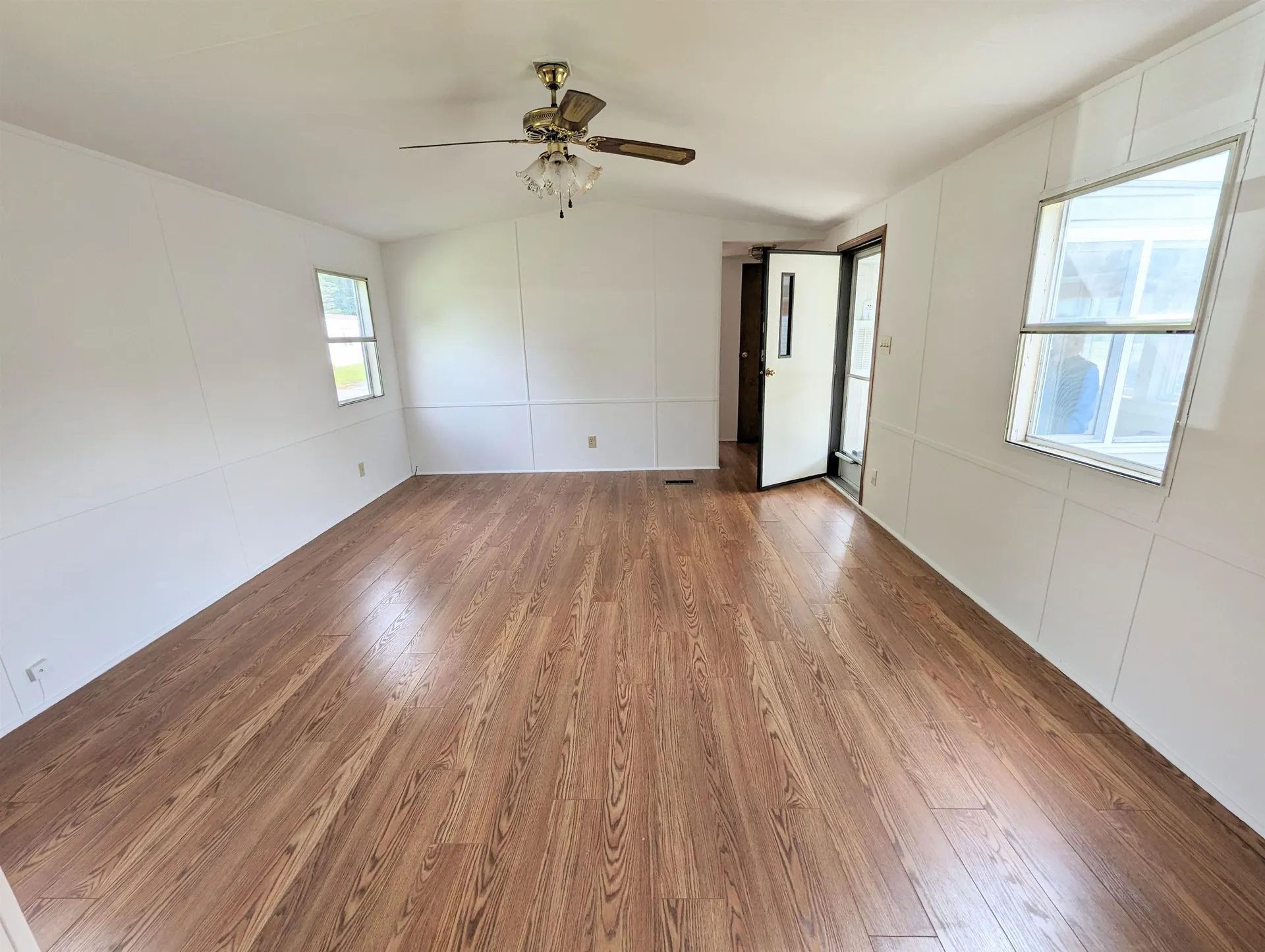 11 Toney Trailer Park Littleton NH 03561