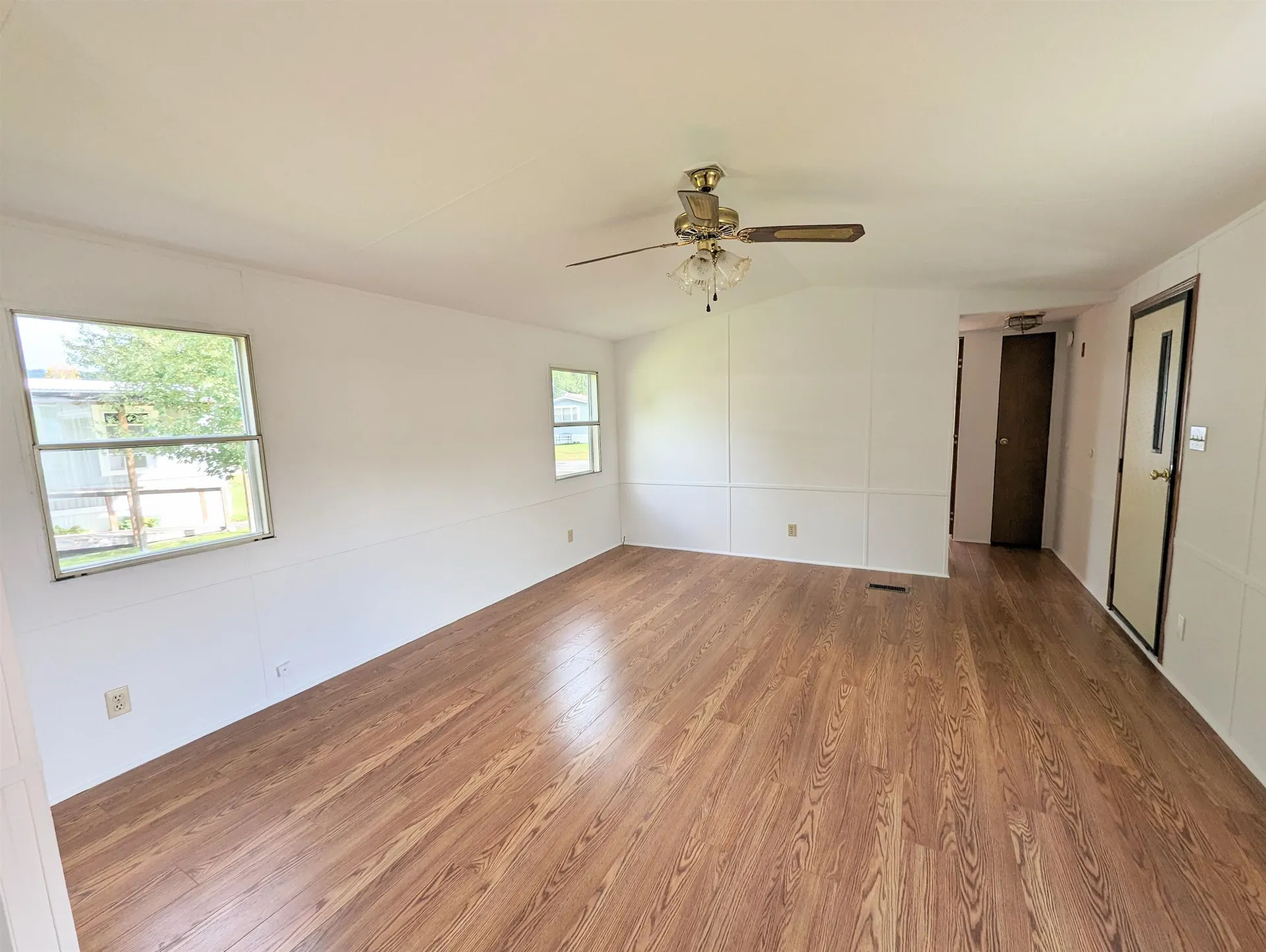 11 Toney Trailer Park Littleton NH 03561