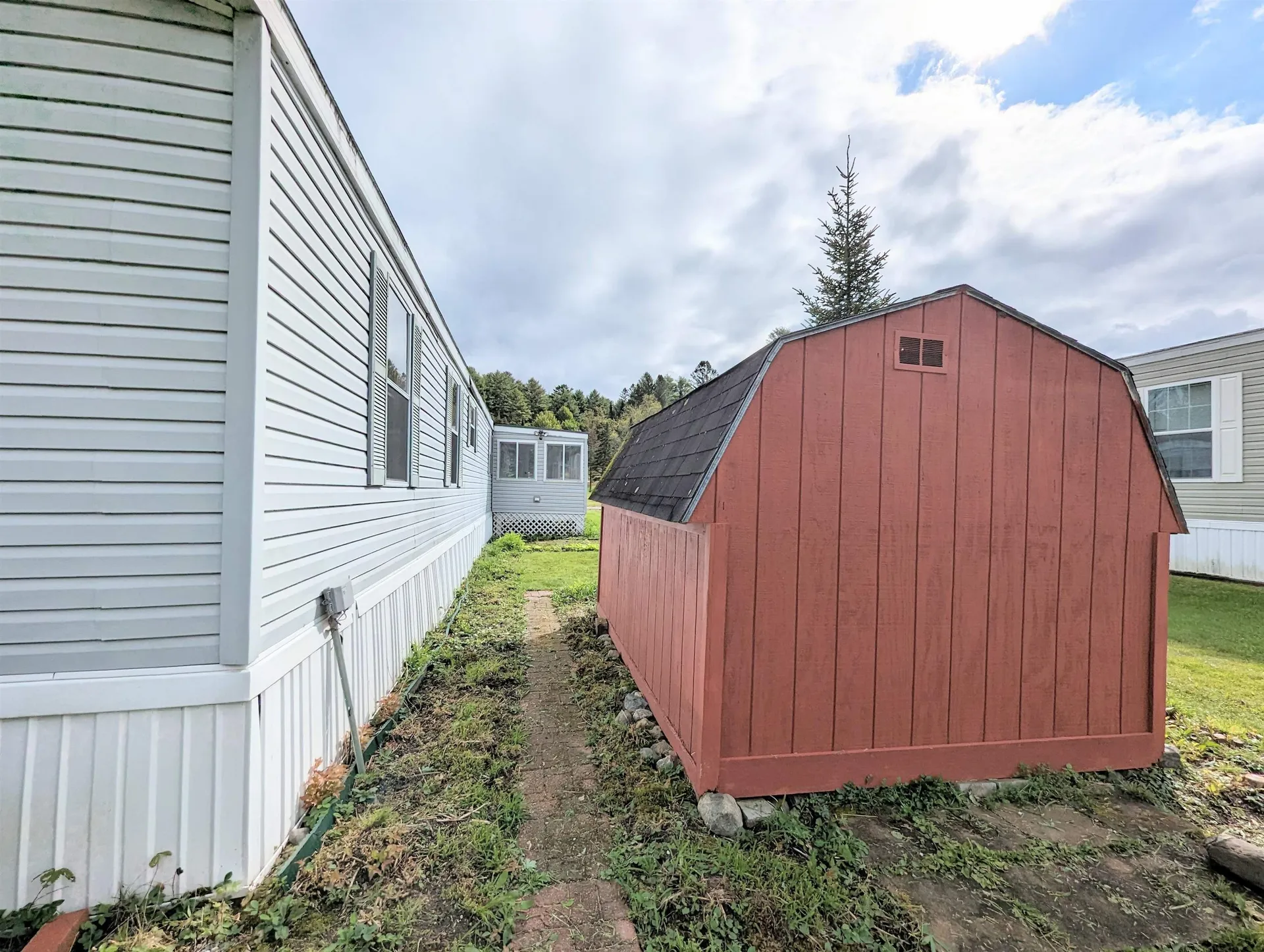 11 Toney Trailer Park Littleton NH 03561