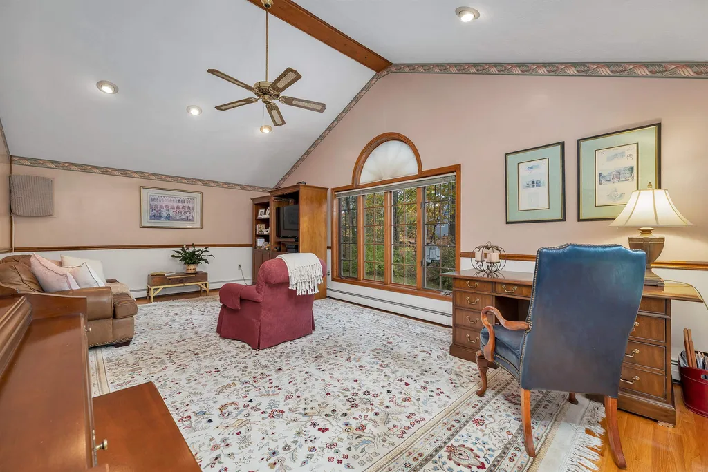 124 Kendall Pond Road Windham NH 03087