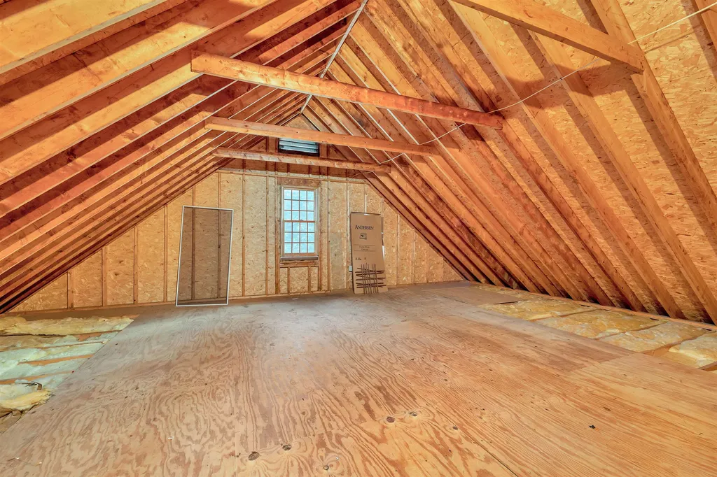 124 Kendall Pond Road Windham NH 03087