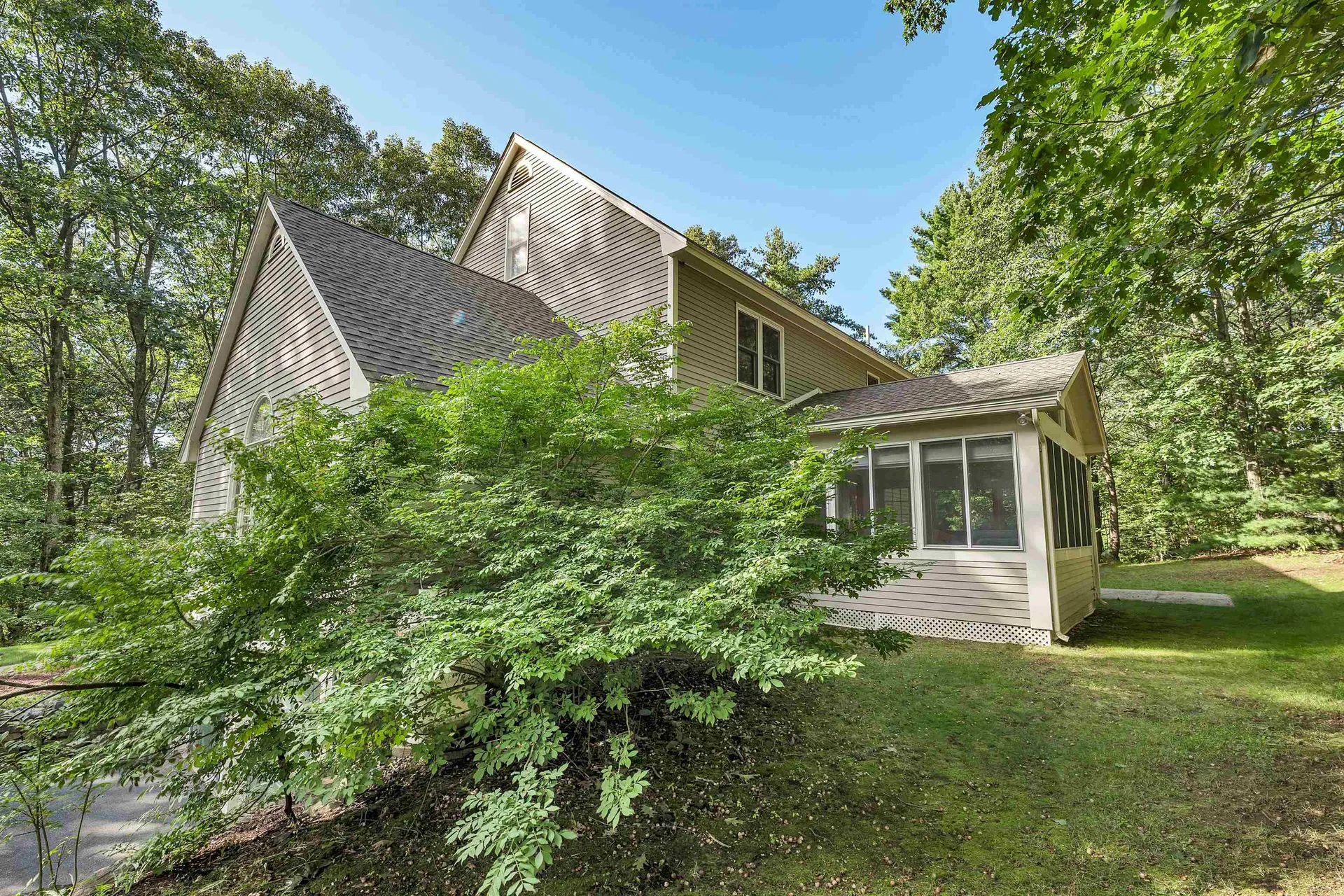 124 Kendall Pond Road Windham NH 03087