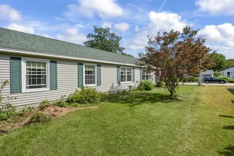 18 Nicole Street Rochester NH 03867