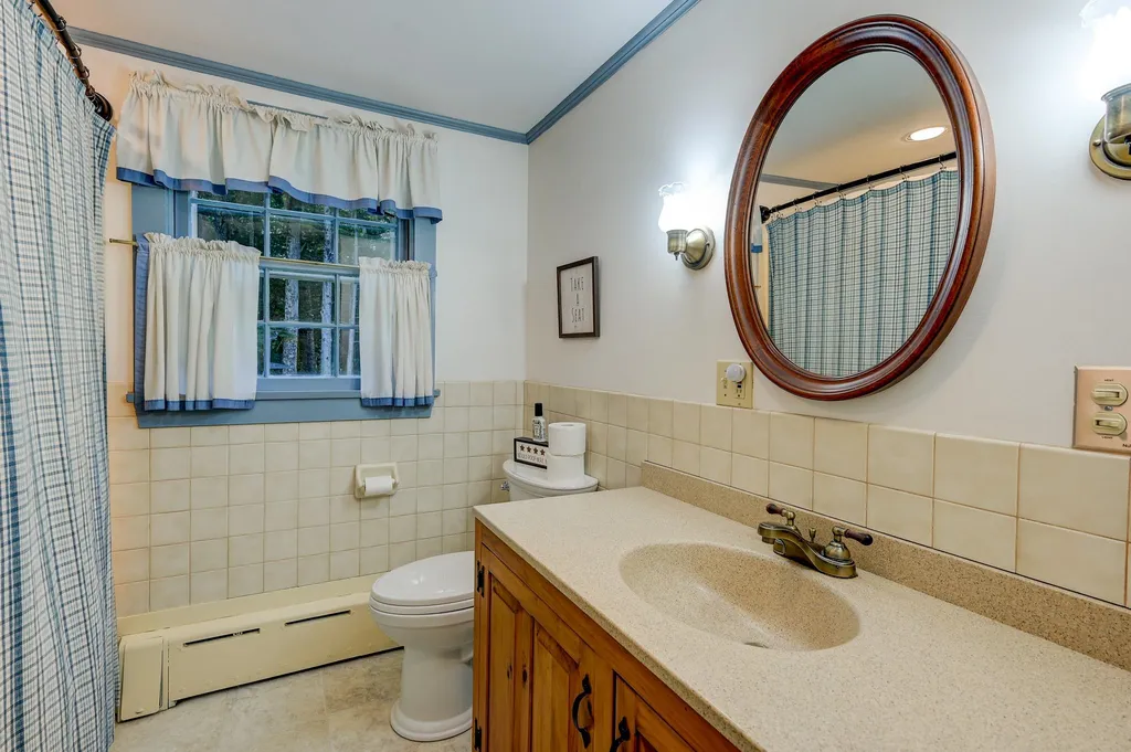 510 Hurricane Mountain Road Conway NH 03860