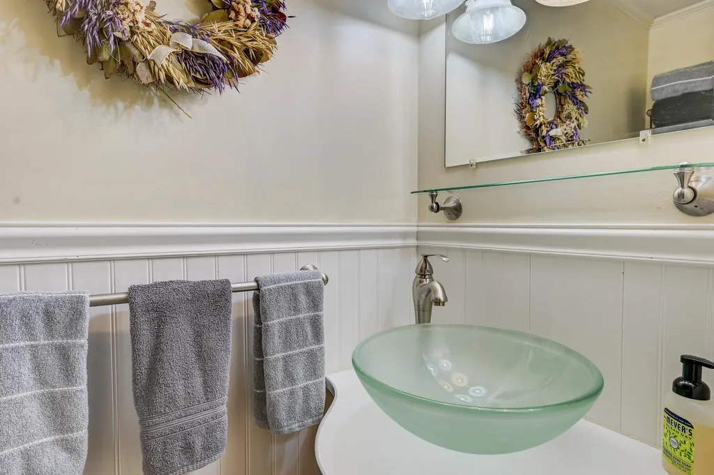 510 Hurricane Mountain Road Conway NH 03860