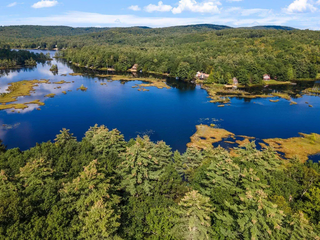 72 Circle Point Road Sanbornton NH 03269