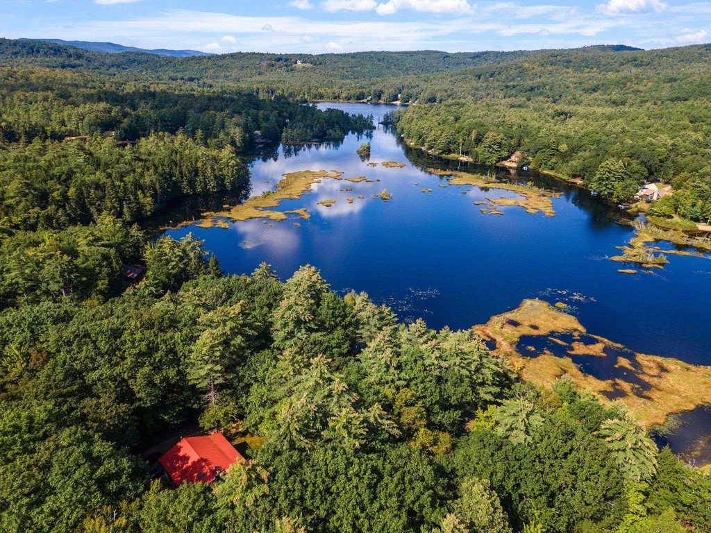 72 Circle Point Road Sanbornton NH 03269
