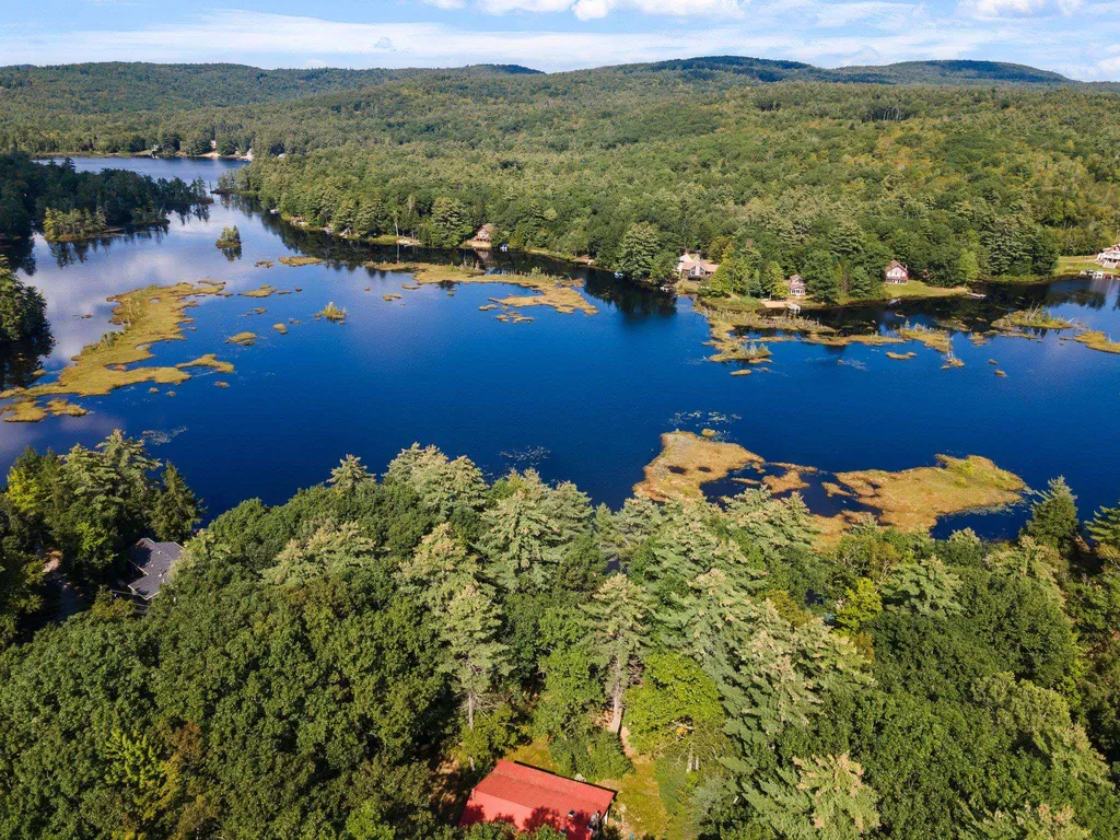 72 Circle Point Road Sanbornton NH 03269