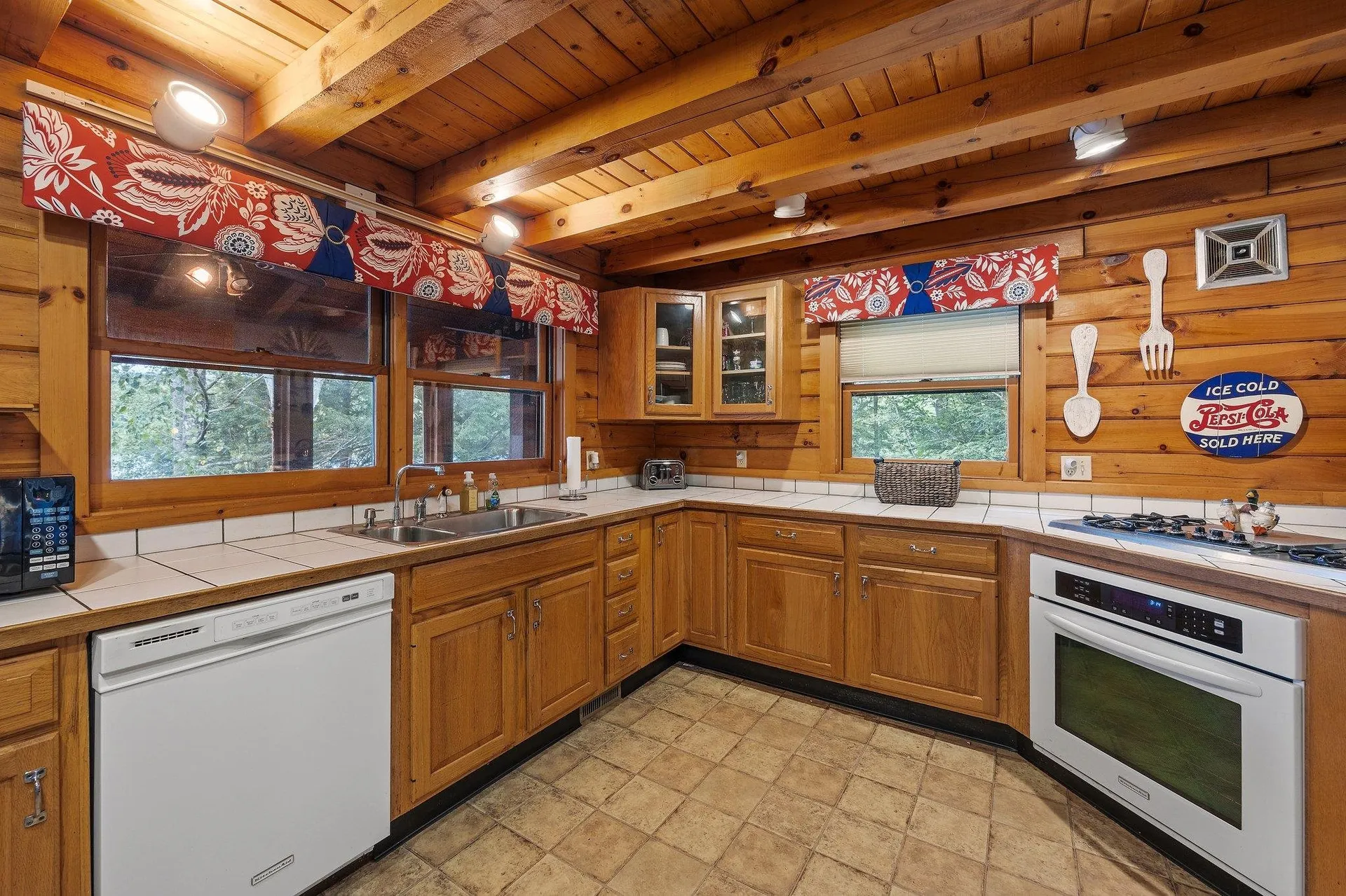 72 Circle Point Road Sanbornton NH 03269