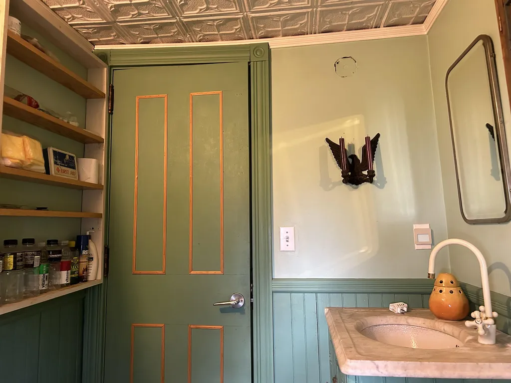 6923 Vt Route 9 Woodford VT 05201