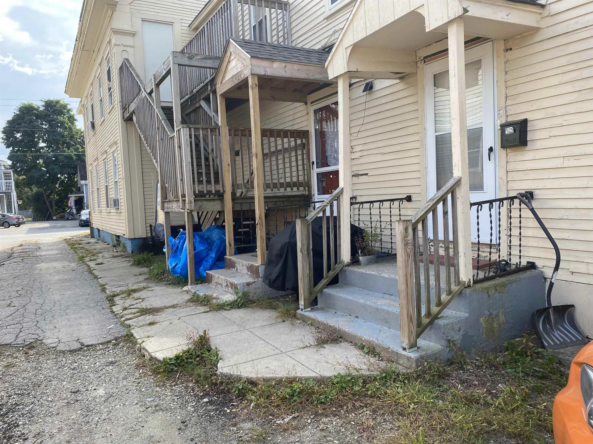 49 Central Street Claremont NH 03743