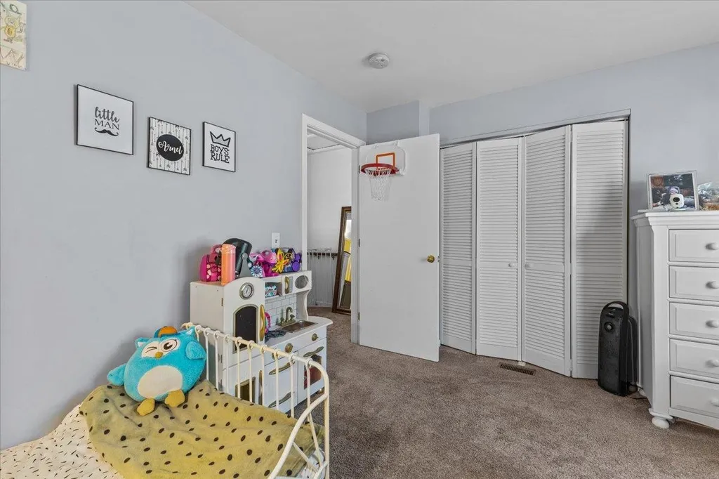 74 Abbey Road Williston VT 05495