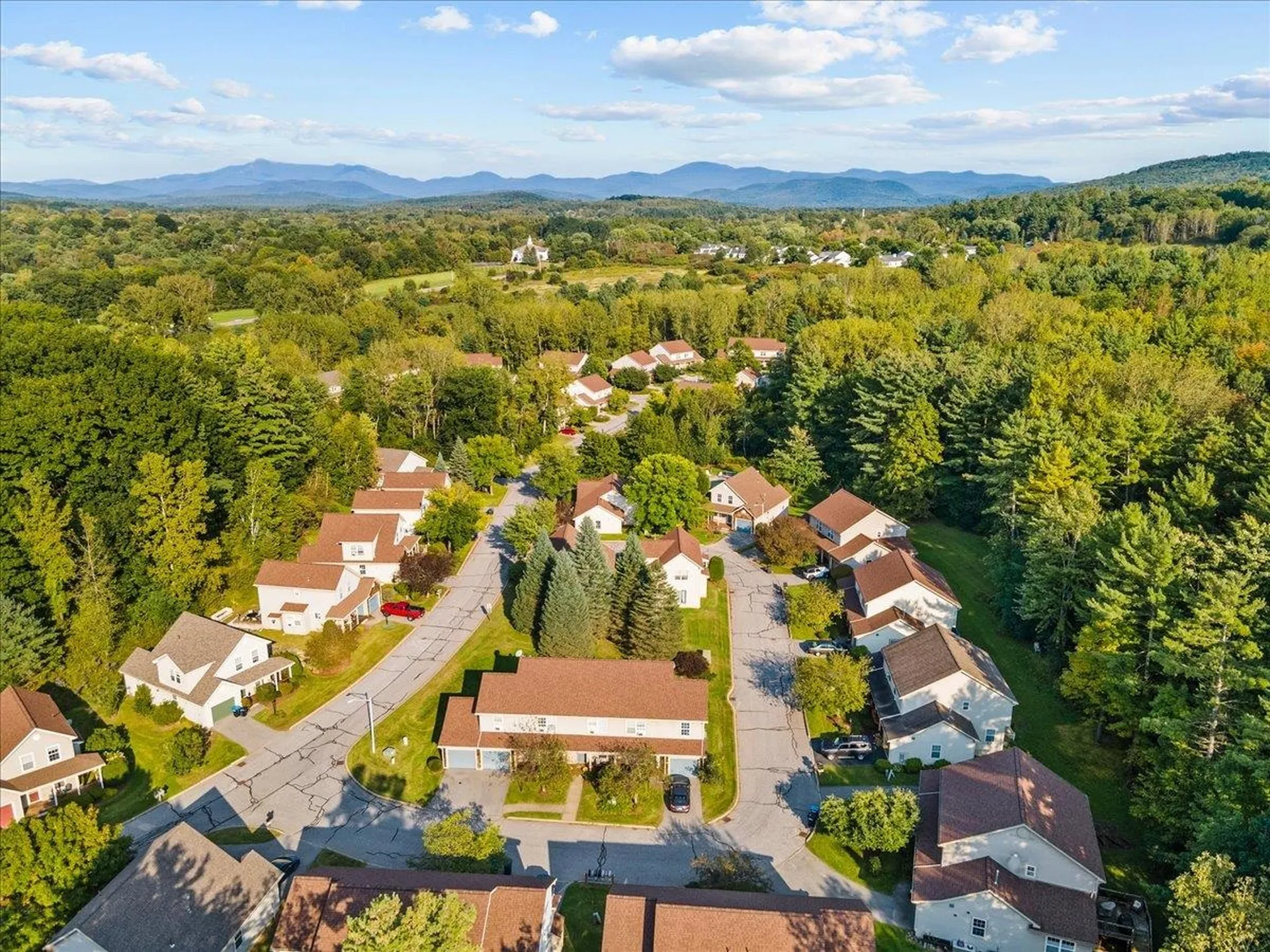 74 Abbey Road Williston VT 05495