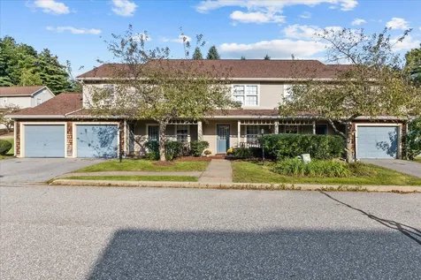 74 Abbey Road Williston VT 05495