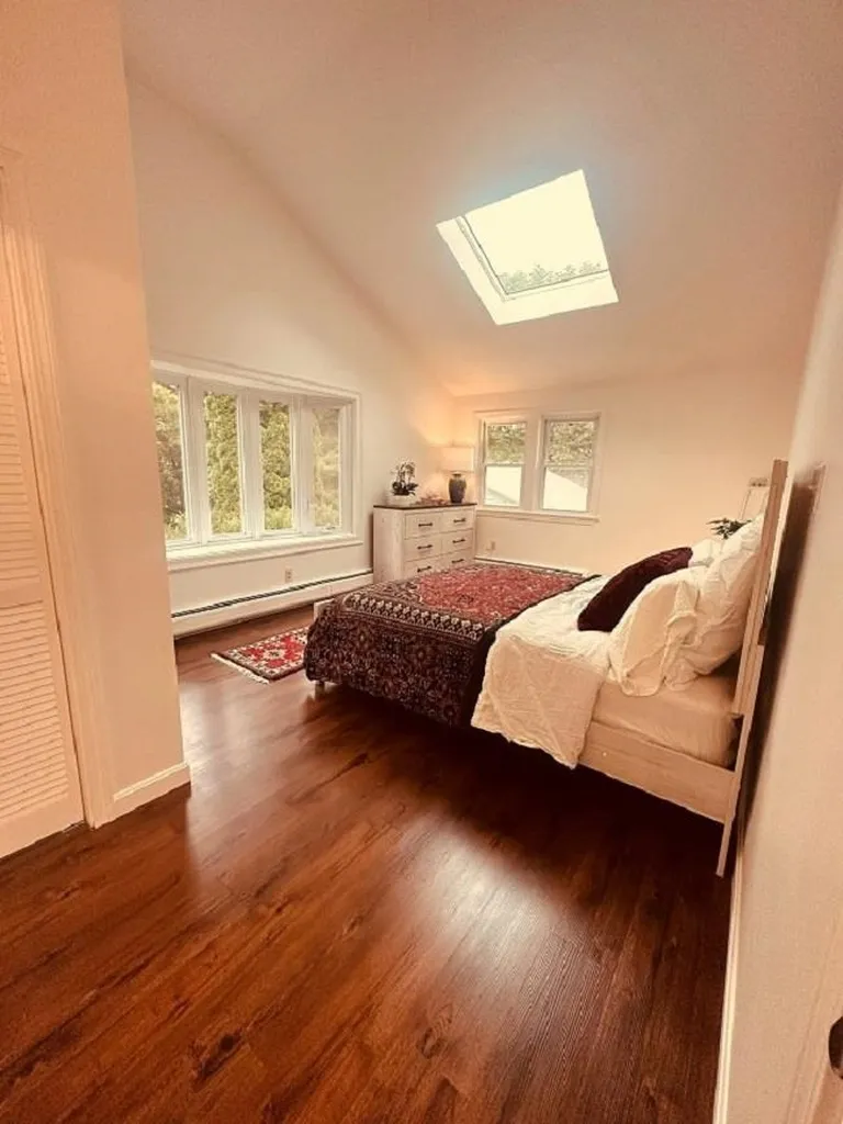 16 Snell Road Lee NH 03861