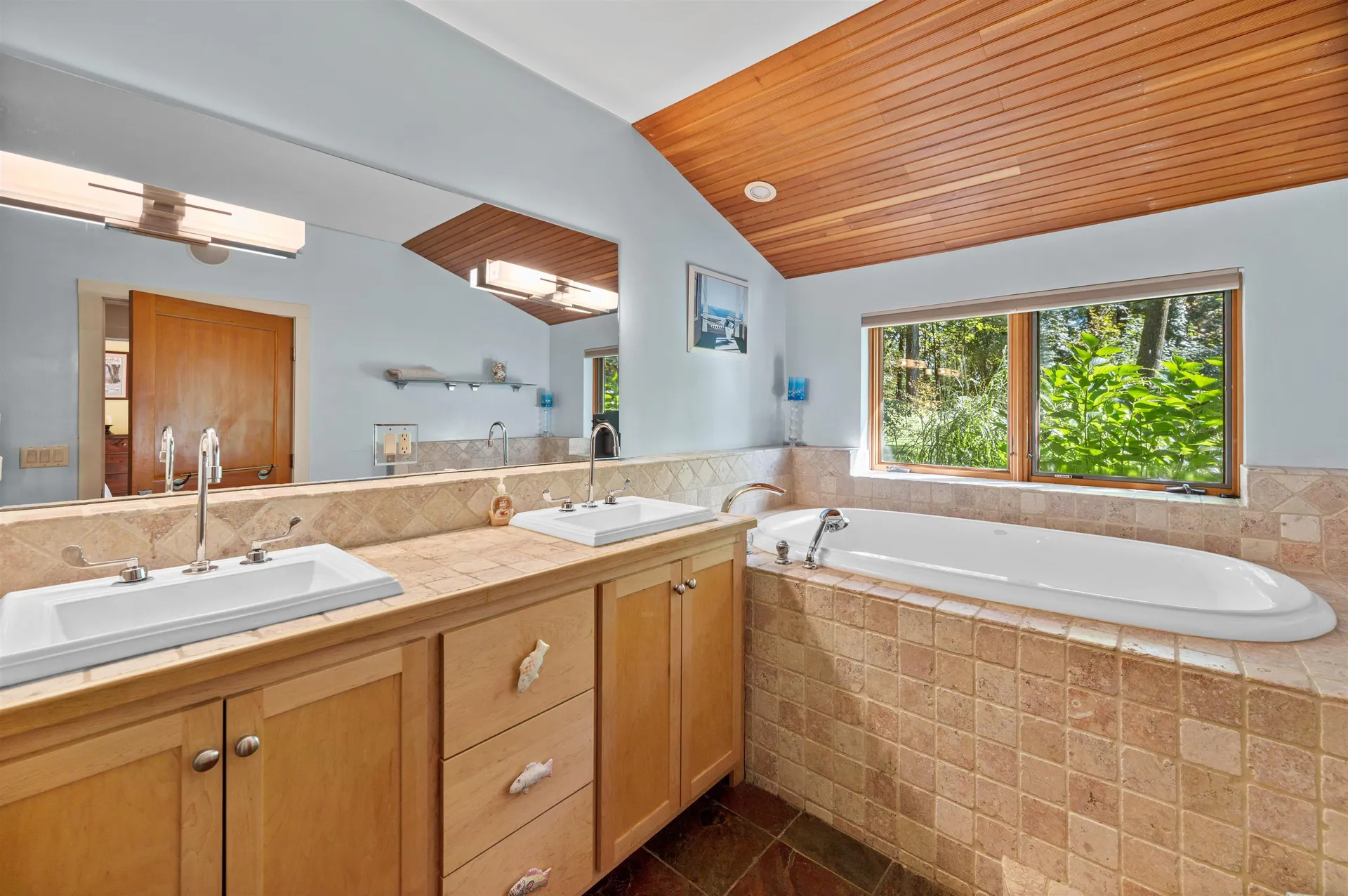 86 South Olde Carriage Road Charlotte VT 05445
