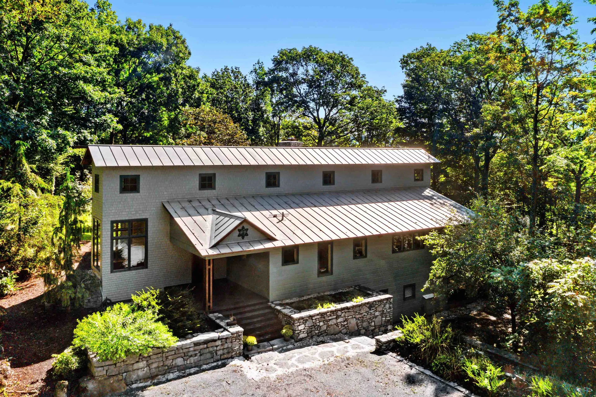 86 South Olde Carriage Road Charlotte VT 05445
