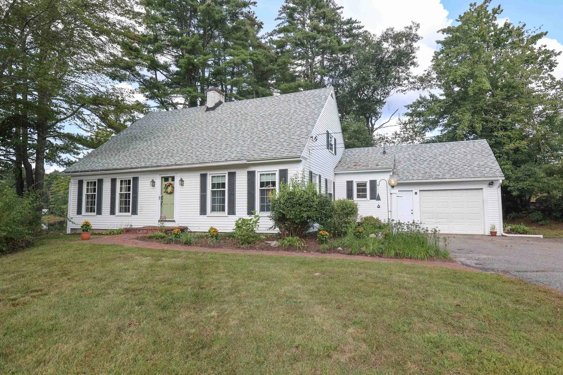 253 N Amherst Road Bedford NH 03110