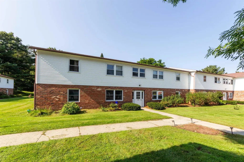 115 Sherwood Square Essex Junction VT 05452