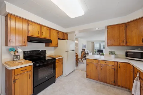 29 Lafayette Street Laconia NH 03246