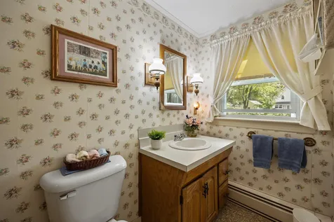 29 Lafayette Street Laconia NH 03246